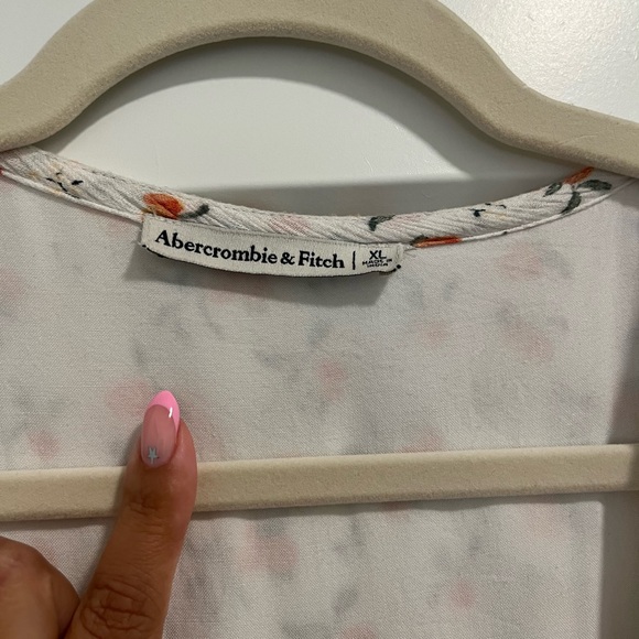 Abercrombie & Fitch Peach Print Wrap Dress - Picture 6 of 8